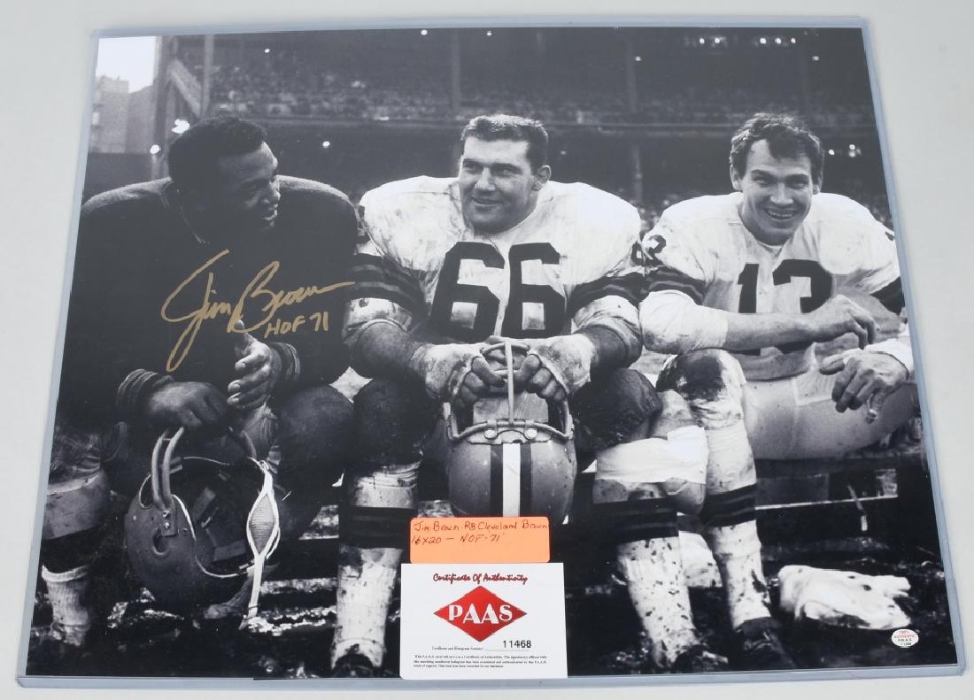 JIM BROWN AUTOGRAPHED 20"X16" PICTURE (1 of 4)