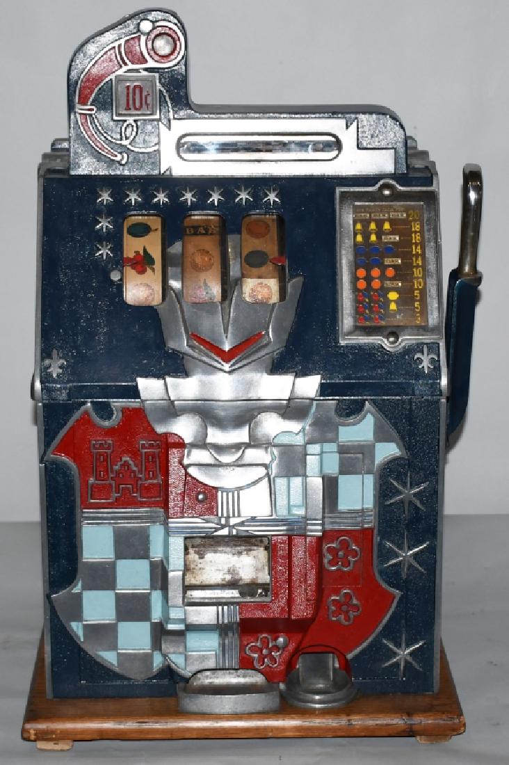 MILLS 10c CASTLE FRONT SLOT MACHINE: Mills 10c Castle Front Slot Machine. Super nice older restoration. Comes with keys. Works well. A great looking Slot Machine