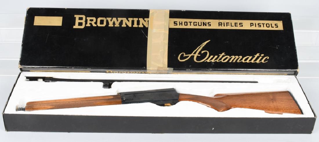 BROWNING .20 GA. SEMI AUTO SHOTGUN, BOXED: SN 68Z27494, 25 1/2" vented rib barrel with excellent bore. .20 gauge caliber, improved cylinder choke. 98% blue finish with light handling marks. Excellent stocks. and tight action. Box label does no