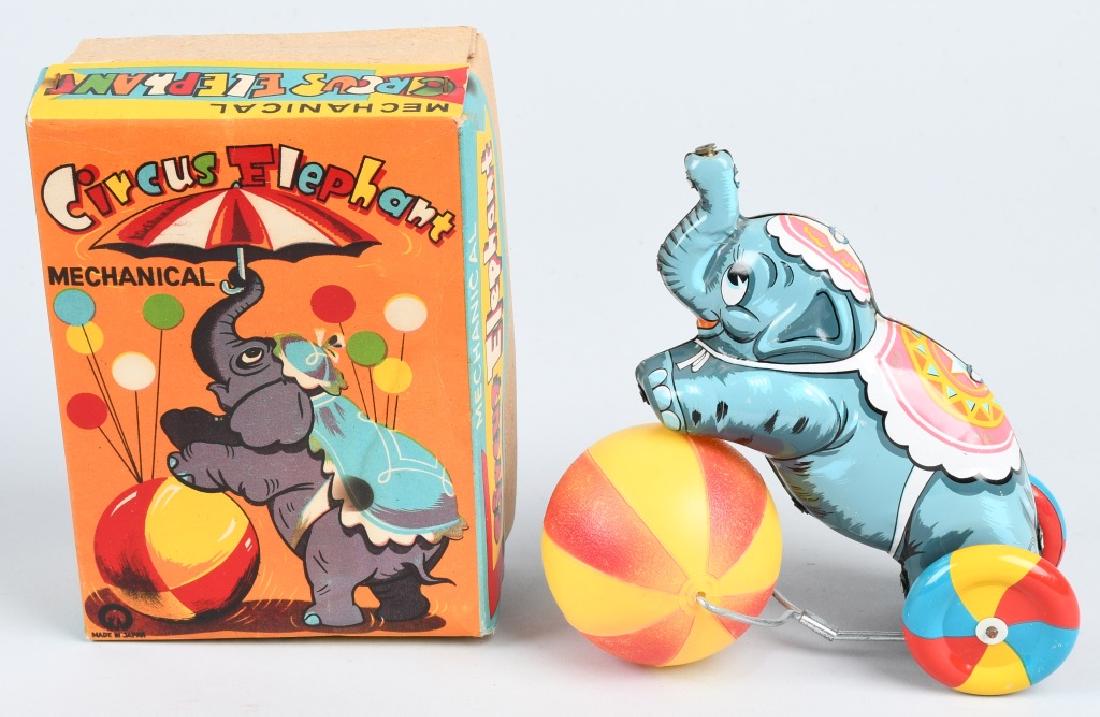 JAPAN Tin Windup CIRCUS ELEPHANT w/ BOX (1 of 6)