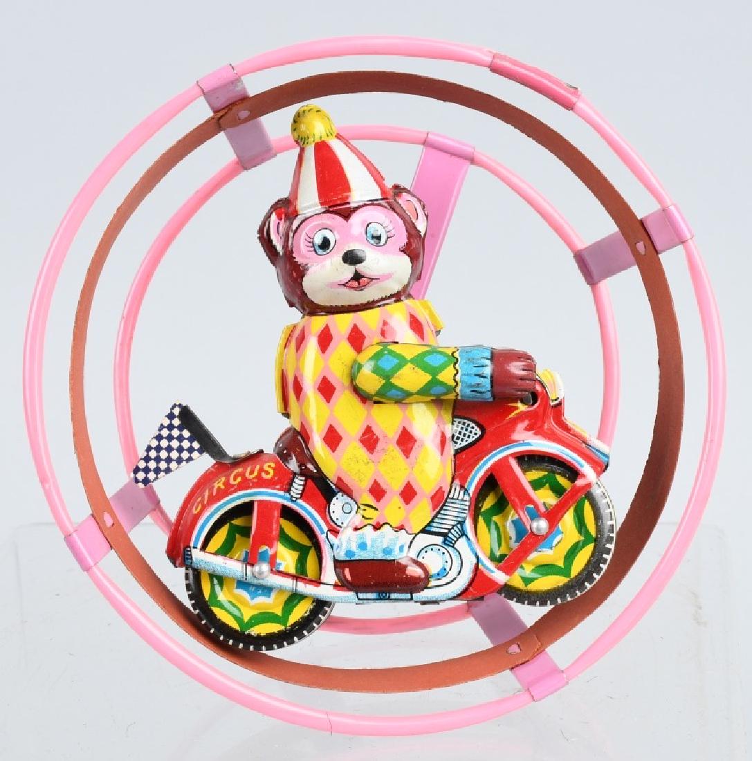 JAPAN Tin Windup CIRCUS BEAR ON MOTORCYCLE (1 of 5)