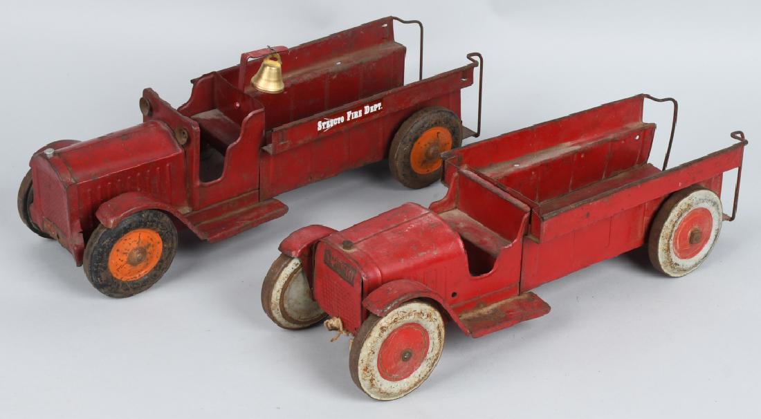 2-1920's-30's STRUCTO FIRE TRUCKS (1 of 9)