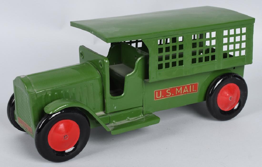 1920's STRUCTO U.S. MAIL SCREEN SIDE TRUCK (1 of 5)