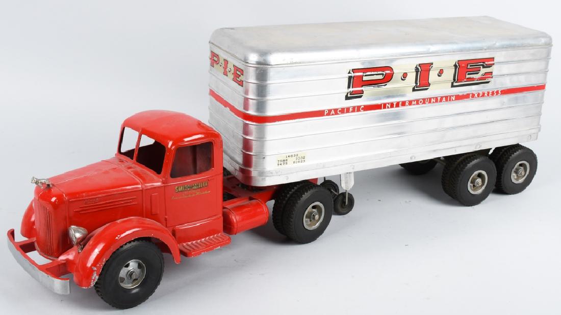 smith miller pie truck