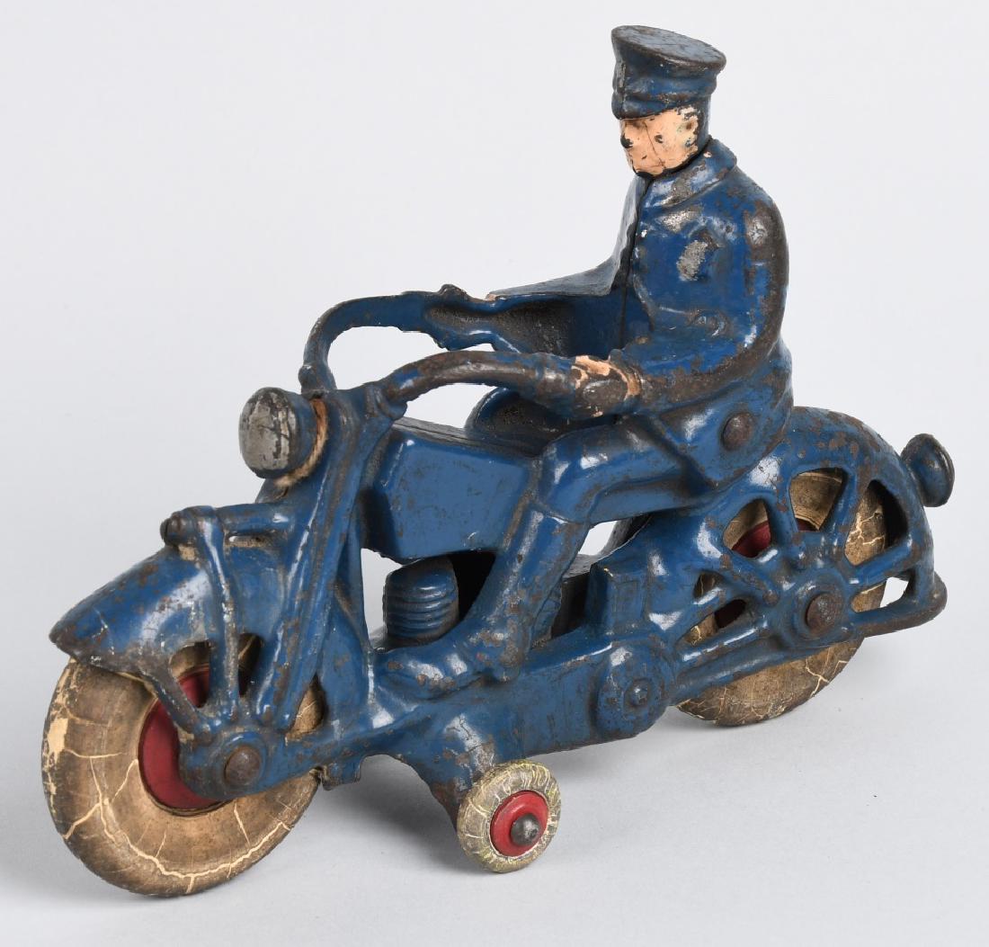 1930's A.C. WILLIAMS CAST IRON MOTORCYCLE (1 of 4)