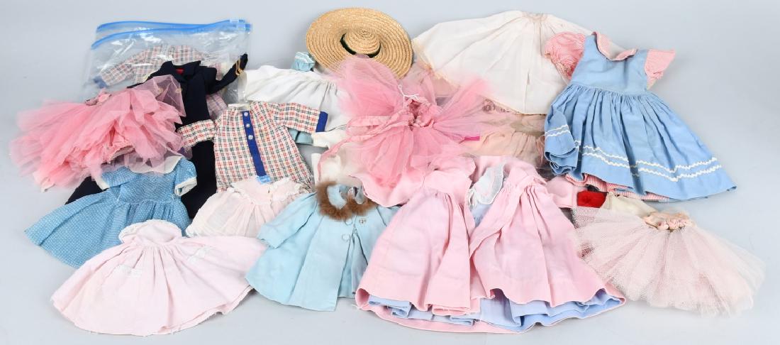 LARGE LOT MADAME ALEXANDER DOLL ITEMS (1 of 7)