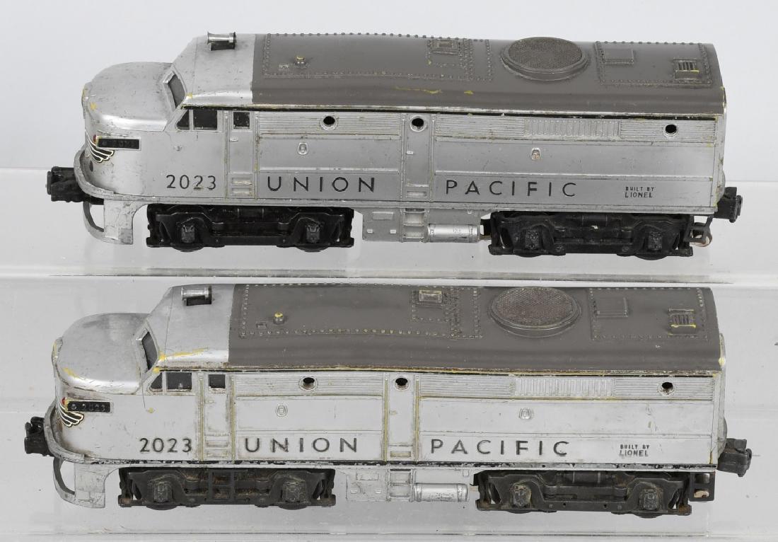 LIONEL UNION PACIFIC No. 2023 ENGINE & DUMMY (1 of 4)
