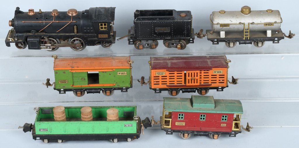 LIONEL O GAUGE 262 ENGINE & 5 FREIGHT CARS (1 of 4)