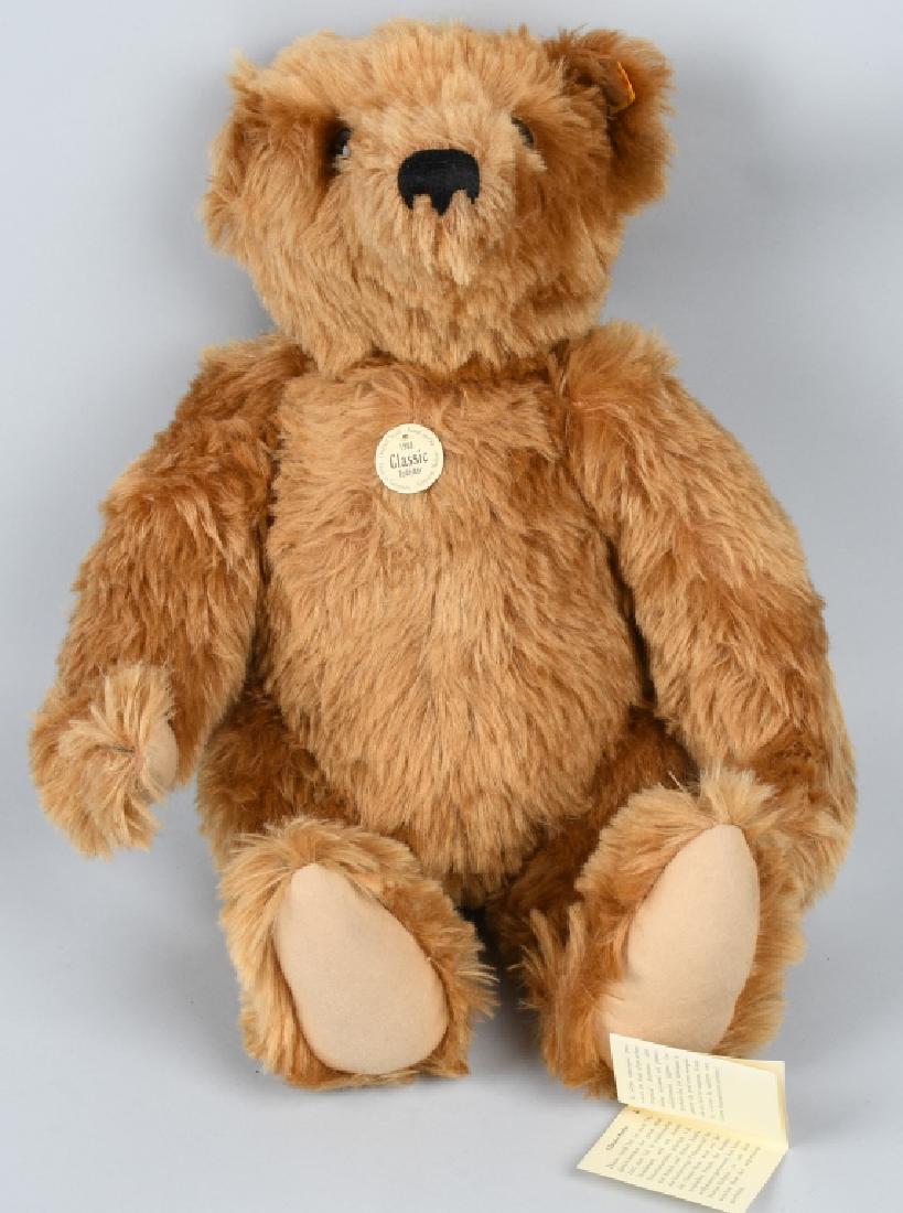 20" STEIFF 1903 CLASSIC TEDDYBAR w/ HUMP: Wonderful 20" 1903 Teddybar. All original with Button, Flag, and Tag. Classic Bear with Hump. From a smoke free home. Near Mint