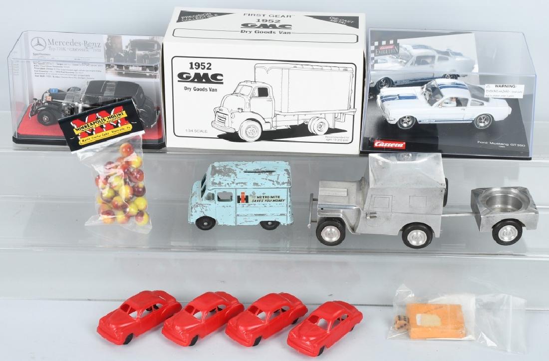 LOT OF AUTOMOTIVE TOYS (1 of 5)
