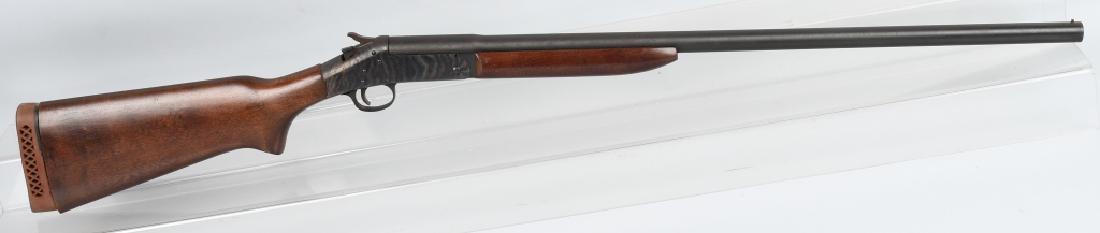 H & R TOPPER SINGLE SHOT 12 GA. SHOTGUN: SN AS266651, 28" barrel with excellent bore. 12 gauge, modified choke. Freckling to finish on barrel, may clean up better, nice case colors on receiver. Very good wood stocks. Action works well. Very 