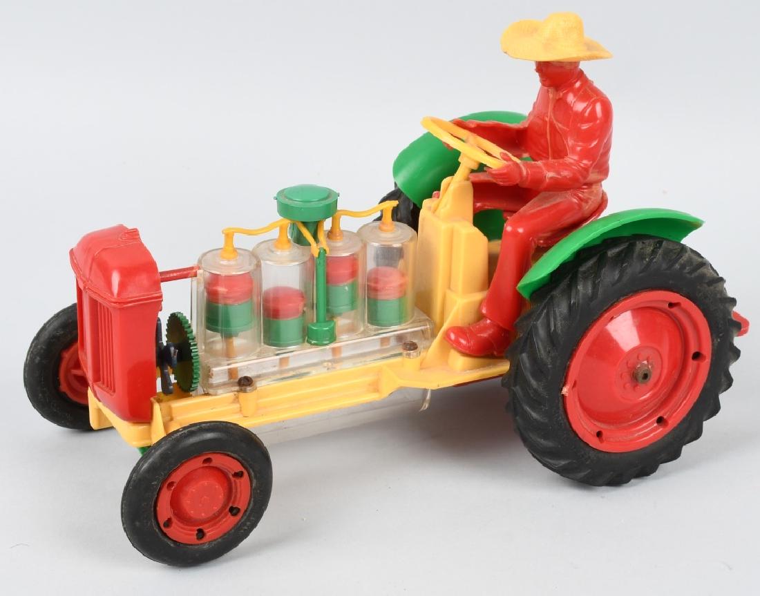 NOSCO 1950's VISIBLE ENGINE FRICTION TRACTOR (1 of 5)