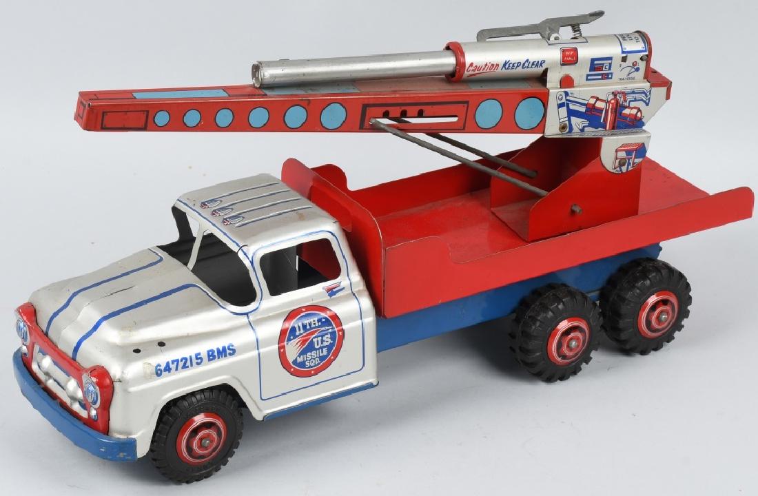 MARX pressed steel LUMAR MISSILE TRUCK (1 of 6)