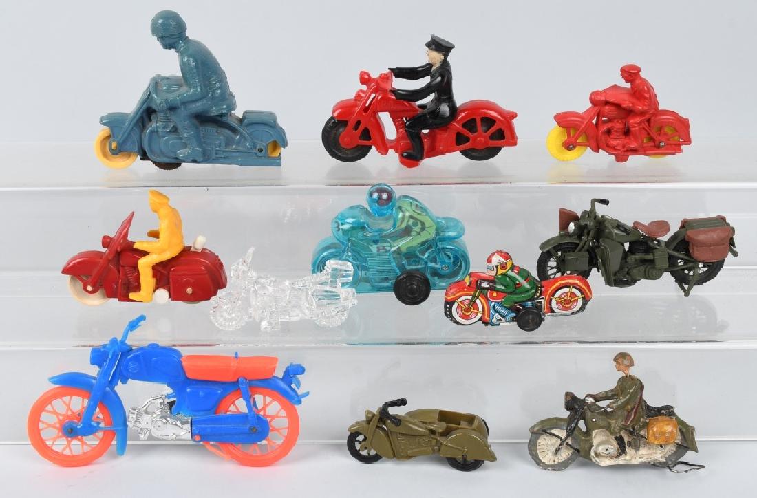11-TOY MOTORCYCLE TOYS (1 of 7)