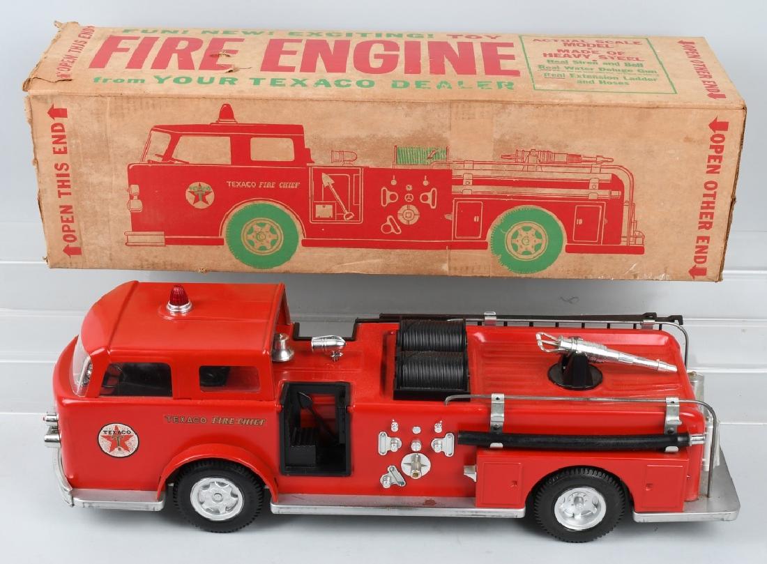 AMF TEXACO pressed steel FIRE PUMPER TUCK, BOXED (1 of 7)