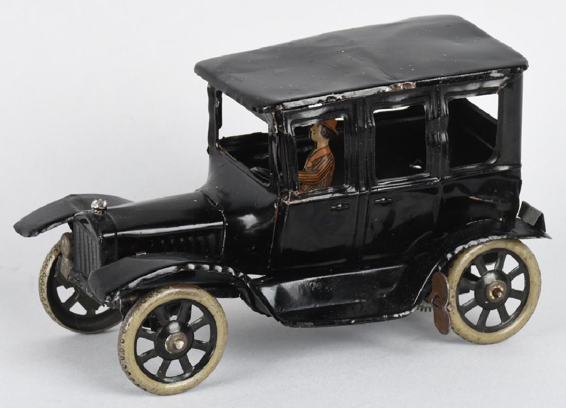 GERMAN BING 1920's TIN windup FORD MODEL T (1 of 8)