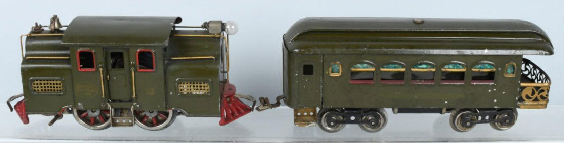 LIONEL PREWAR STANDARD GA ENGINE & CAR (1 of 7)