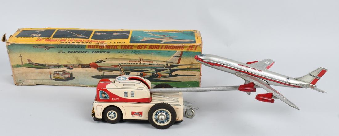 JAPAN battery Op TAKE OFF AND LANDING JET w/ BOX (1 of 14)