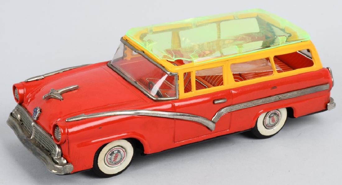 JAPAN Tin Friction 1956 FORD STATION WAGON (1 of 8)