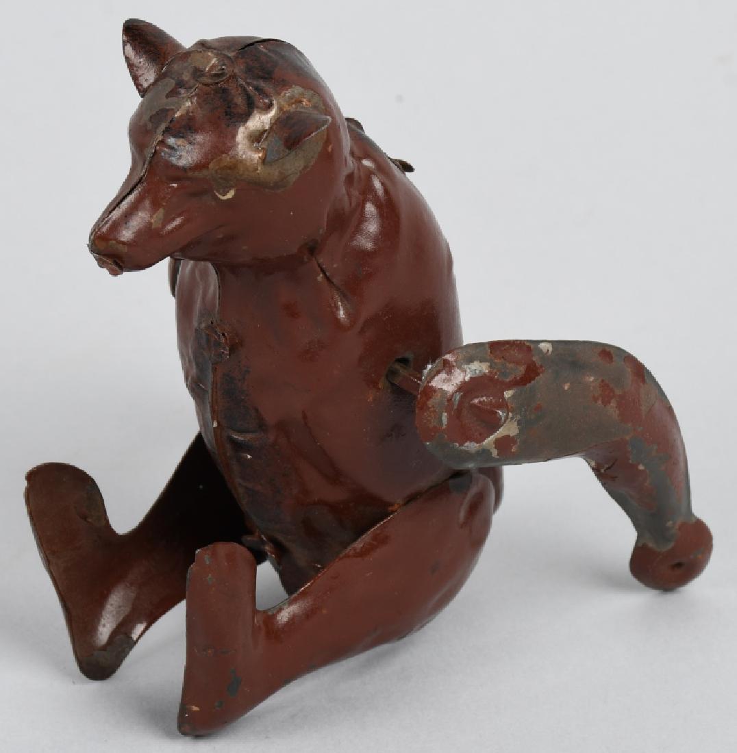 GUNTHERMANN Windup PAINTED TIN TUMBLING CIRCUS BEA (1 of 4)