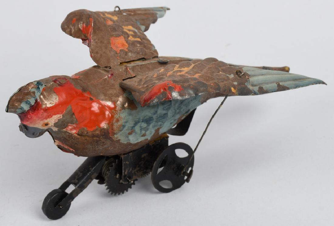 GERMAN Windup TIN PAINTED PARROT (1 of 5)
