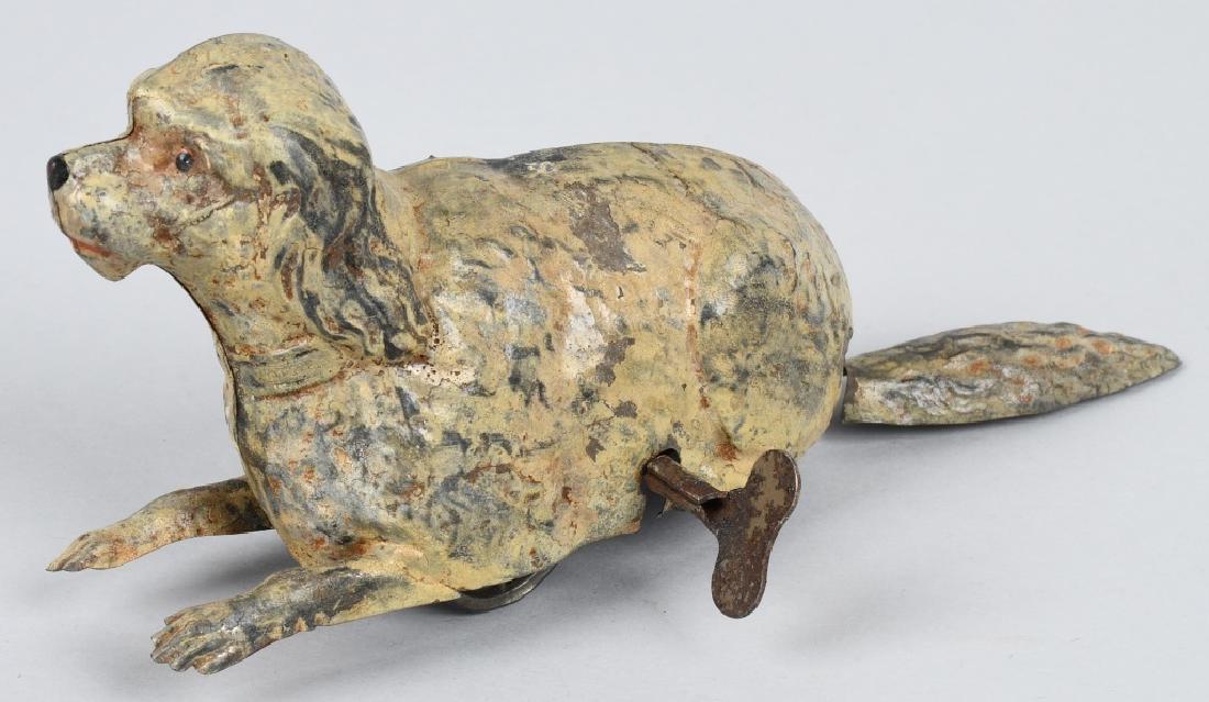 GERMAN Windup TIN PAINTED DOG (1 of 4)