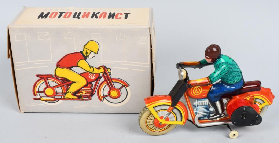 RUSSIAN Tin Windup MOTORCYCLE w/ BOX (1 of 5)