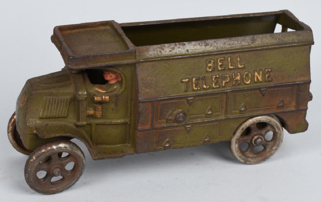 8" HUBLEY Cast Iron BELL TELEPHONE TRUCK (1 of 4)