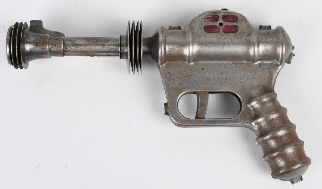 DAISY BUCK ROGERS ATOMIC PISTOL: All original and working. 10" Excellent