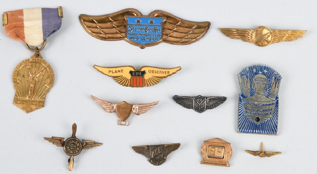 13- GIVEAWAY PREMIUMS (1 of 4)