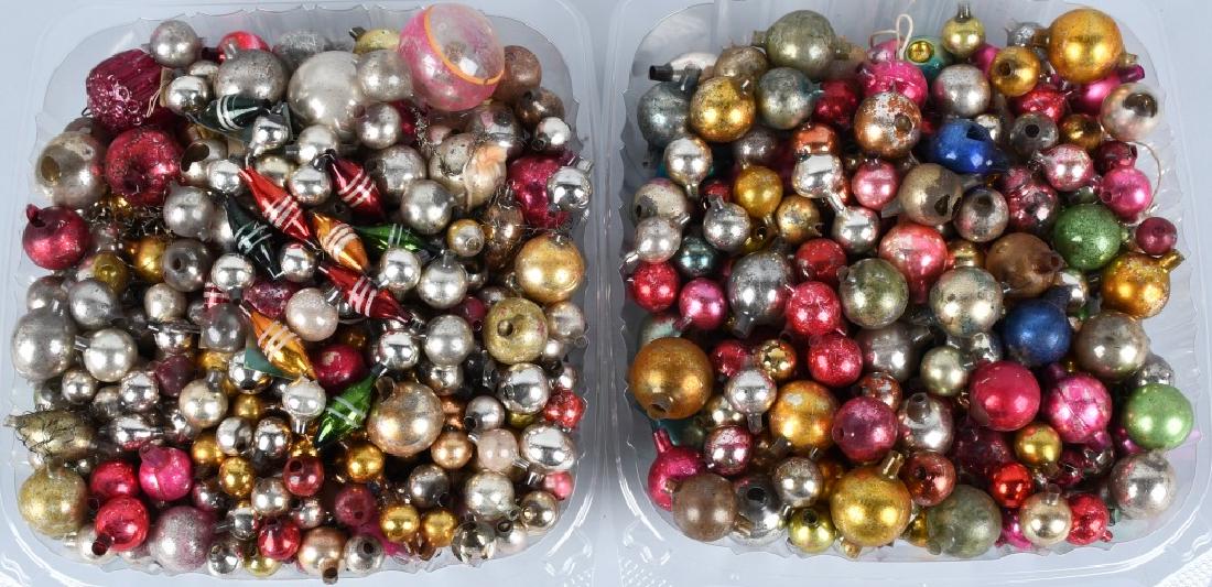 LARGE LOT GLASS LOOSE GARLAND ORNAMENTS (1 of 3)