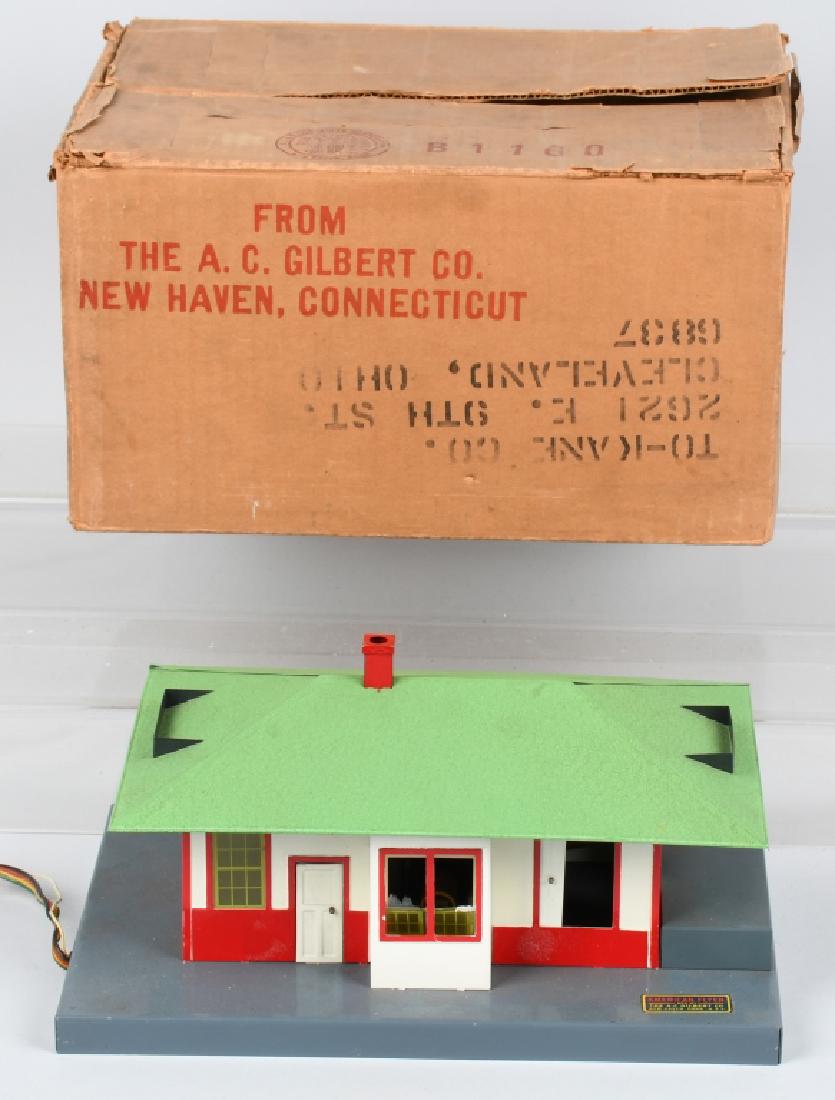 AMERICAN FLYER PRE-WAR 755 TALKING STATION w/ BOX: American Flyer Pre-war # 755 Talking Station with box in working order. Very-Good