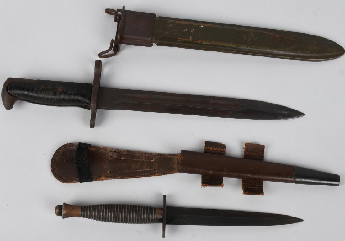WWII BRITISH COMMANDO KNIFE & M1 GARAND BAYONET: 3rd Pattern Fairbairn - Sykes commando fighting knife, marked "ENGLAND" on the cross guard and "1" on the hilt, in near mint condition, with leather scabbard, also marked "ENGLAND" also in excellent c