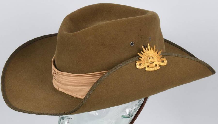 VIETNAM ERA AUSTRALIAN SLOUCH HAT WITH BADGE Mar 23, 2019 Milestone