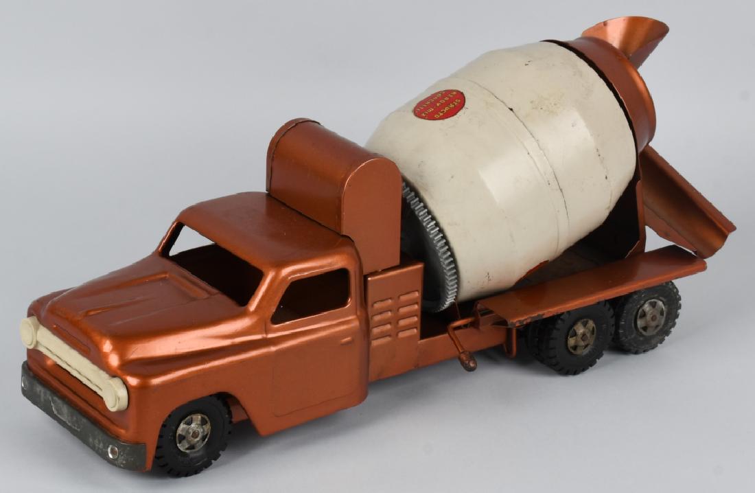STRUCTO CEMENT MIXER TRUCK: Early 1960's two tone truck in all original condition. Light wear. 21", Excellent