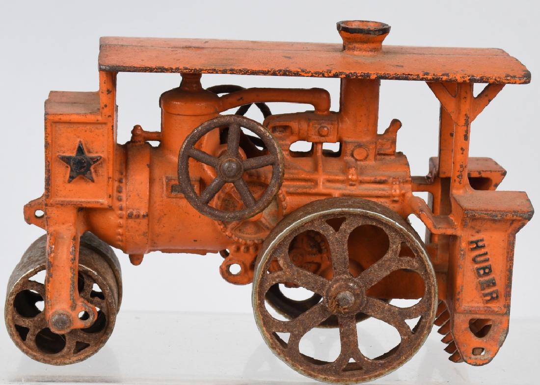 HUBLEY "HUBER" cast iron ROAD ROLLER: Large size of the Hubley Huber road roller. All original condition and may clean to a higher grade. Missing driver, and small stack on roof is missing. 8", Very Good