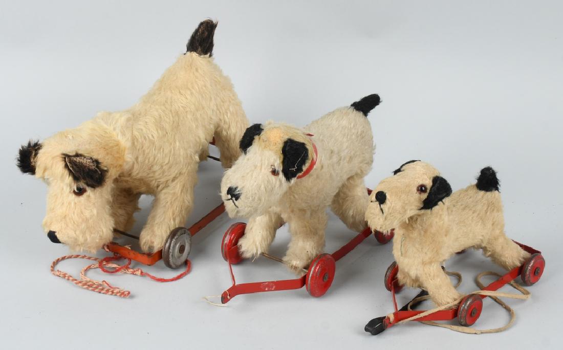 dog on wheels toy