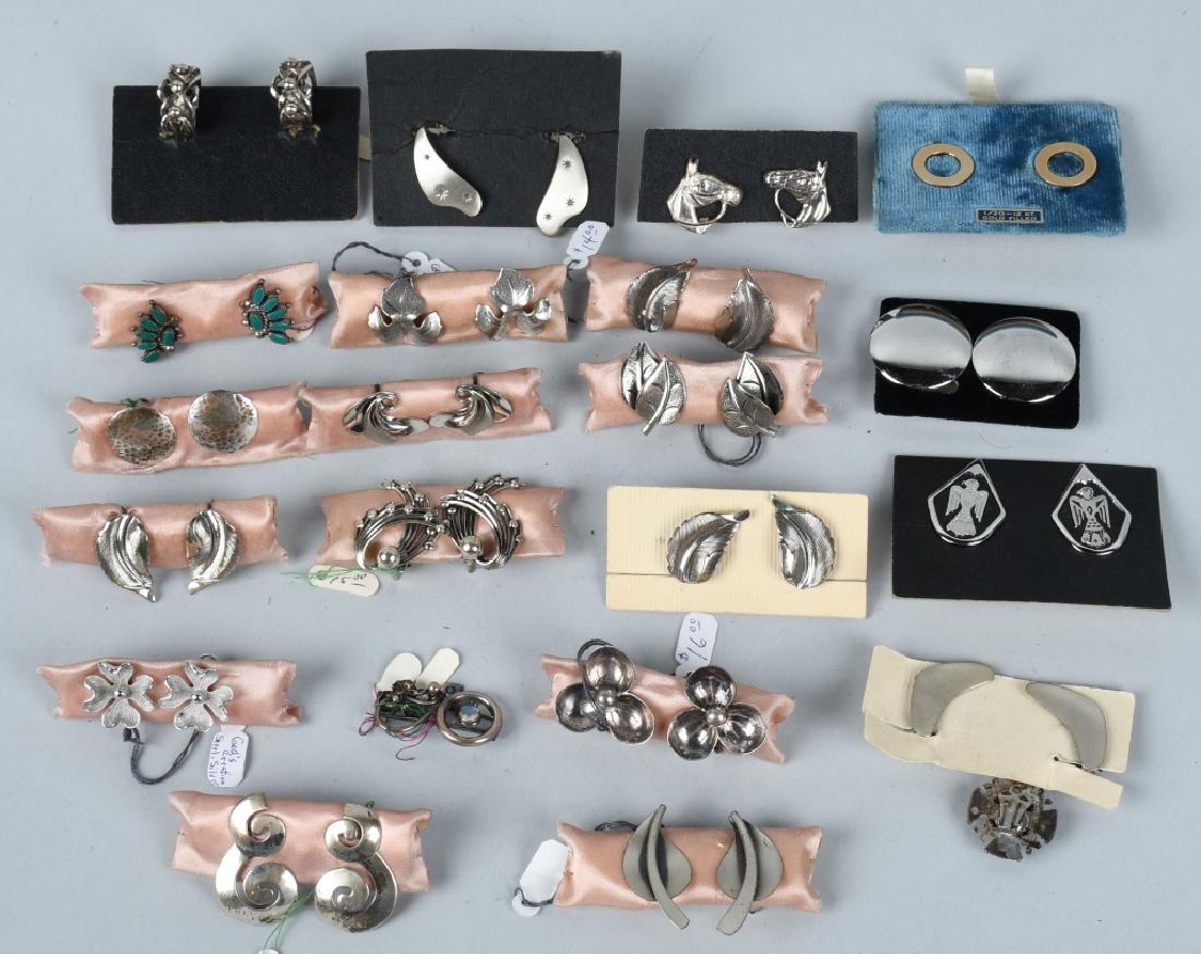 20 PAIRS OF STERLING SILVER SCREW BACK EARRINGS: To include 20+ pairs of Sterling Silver Screw-Back Earrings. Most are marked. Excellent