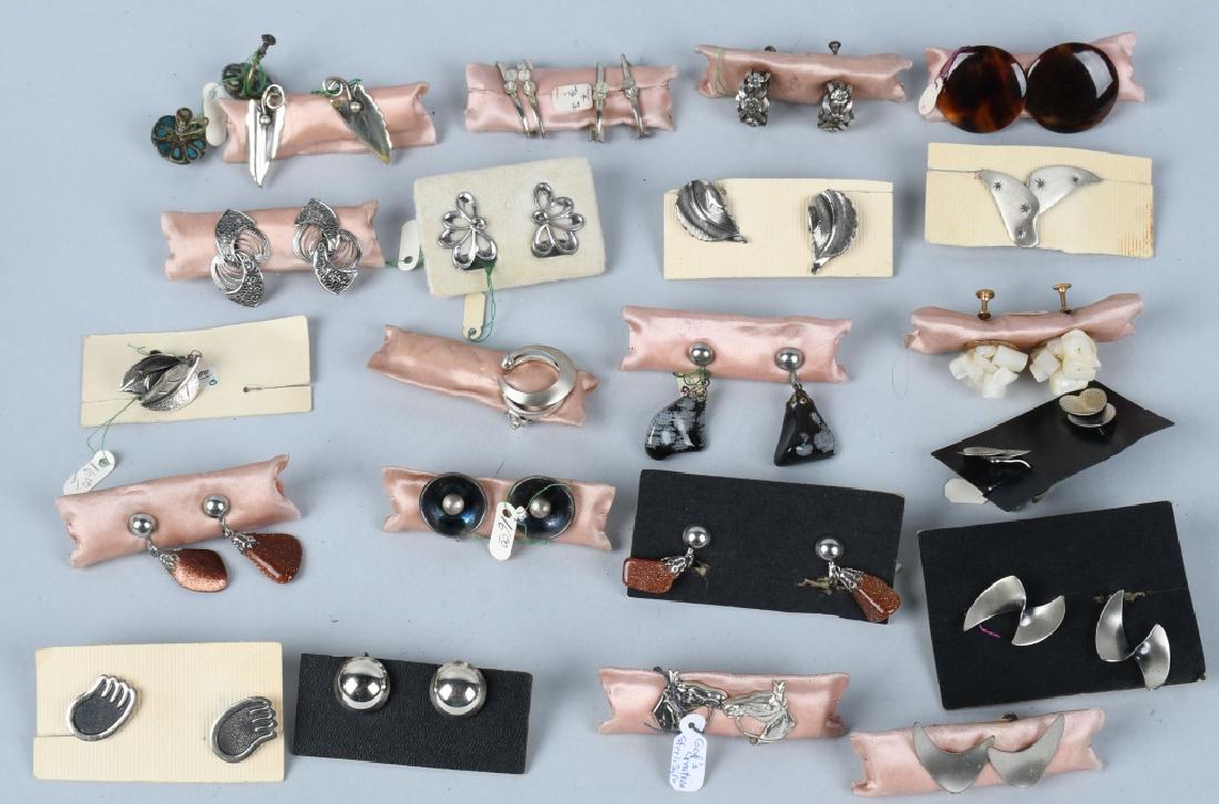 20 PAIRS OF STERLING SILVER SCREW BACK EARRINGS: To include 20+ pairs of Sterling Silver Screw-Back Earrings. Most are marked. Excellent