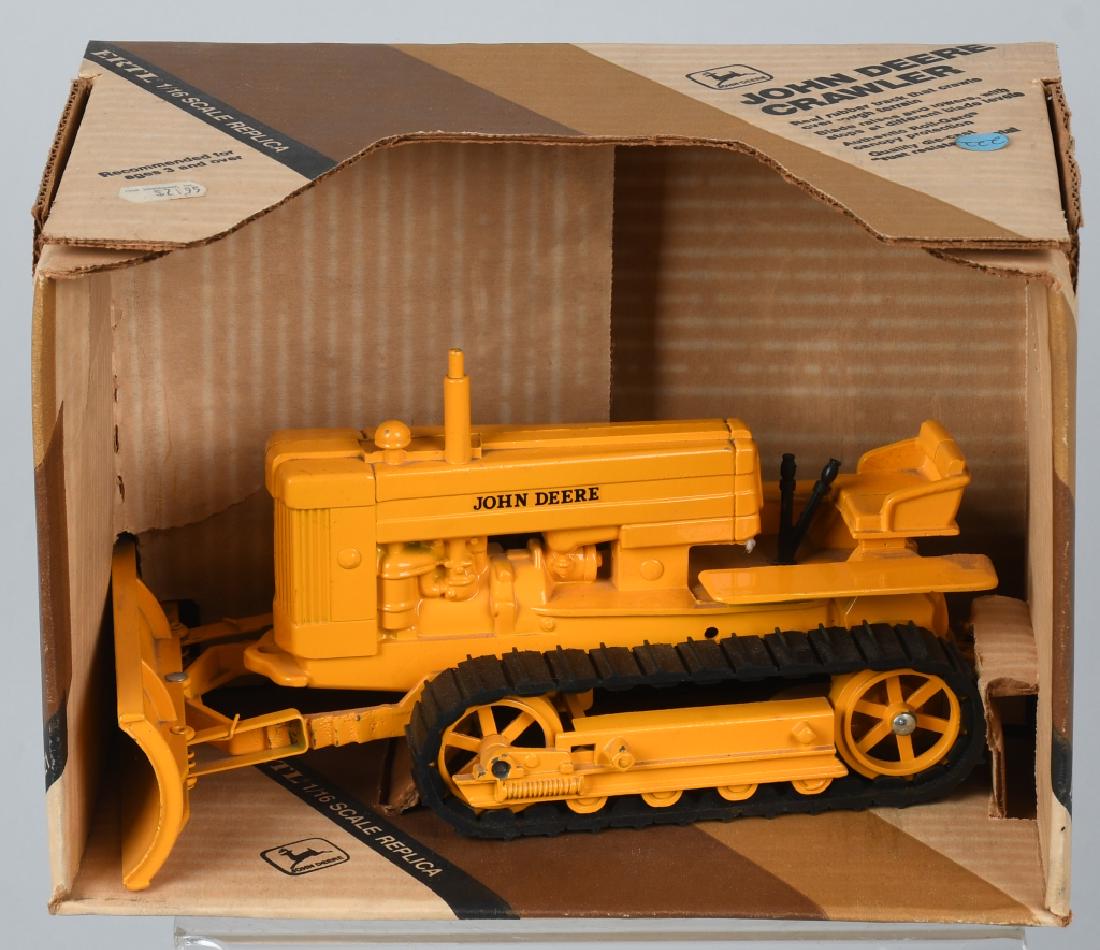 VINTAGE ERTL JOHN DEERE 40 CRAWLER BLADE, w/ BOX: Vintage yellow Ertl John Deere 40 with blade and original box. 8" Excellent