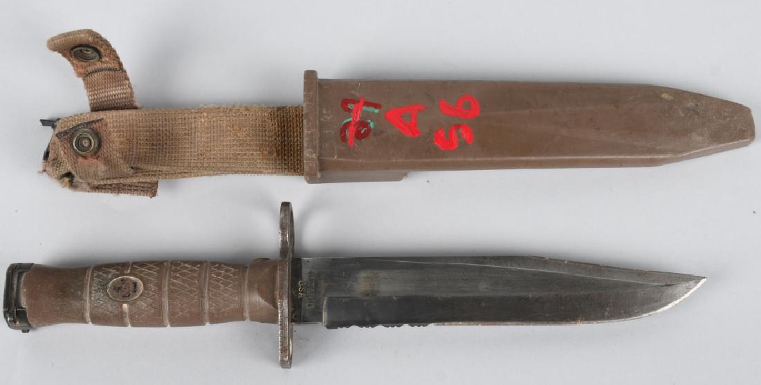 ONTARIO USMC COMBAT KNIFE BAYONET AND SCABBARD: 7.75" blade, 13" overall length combat knife by Ontario - this is a multipurpose bayonet adopted by the US Marine Corps early in the 2000s which has seen service in Iraq and Afghanistan. This example 