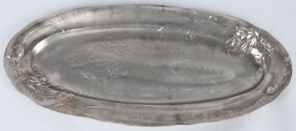 ART NOUVEAU KAYSERZINN FISH SERVING TRAY: Nice pewter oval shape fish serving tray with raised fish, floral and foliage ornamental design. Made by "Kayserzinn" which was a leading pewter factory that was well known for its progressive style. 
