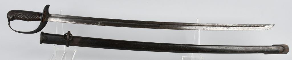 WWII JAPANESE ARMY M1886 CALVARY TROOPER’S SWORD: A M1886 cavalry troopers sword with a single-hanger scabbard. The sword’s iron and wood hilt has a guard with a thick knuckle bow, and an "cross hatched" back strap. The wooden bottom portion of the