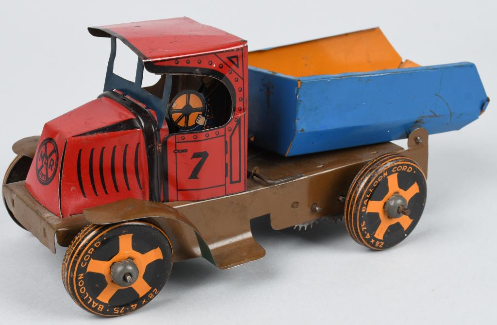 MARX Tin Windup MACK DUMP TRUCK: Early Marx tin windup Mack Dump Truck. Nice colors. Windup works. Missing front bumper. 10" Excellent