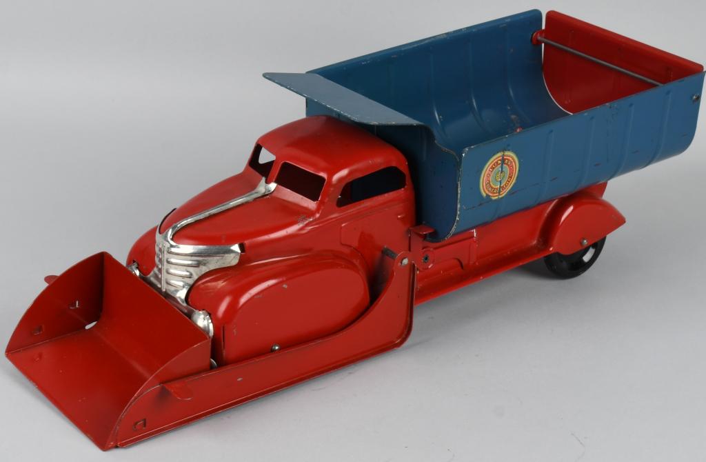 MARX DUMP TRUCK w/ SCOOP Oct 19, 2019 Milestone Auctions in OH