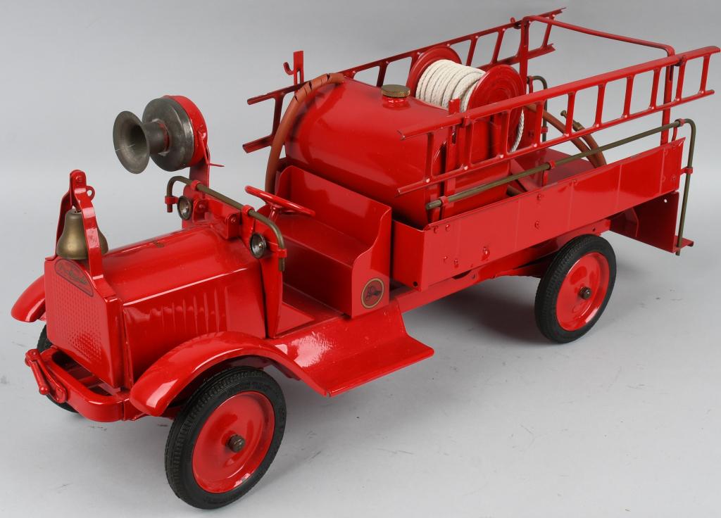 KEYSTONE PACKARD CHEMICAL PUMP ENGINE TRUCK: Professionally restored pressed steel Packard Chemical Pump Engine. Excellent restoration with very nice paint and correct decals. Has accessory ladders, hose, crank siren, bell, and more. A very nice