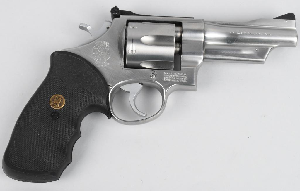 SMITH & WESSON MODEL 624 STAINLESS REVOLVER: SN AHB0213. Known at the Model of 1985 .44 Target Stainless, it was introduced in 1985. It features a 4" barrel and is chambered for the classic .44 S&W special cartridge. It also is fitted with an ad