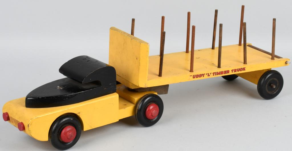 BUDDY L WOODEN TIMBER TRUCK: All original War Time wooden Buddy L Truck. 25" Excellent