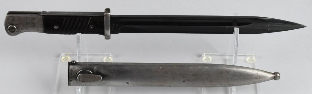 WWII NAZI GERMAN 41 asw K98 BAYONET AND SCABBARD: Approximately 10" blade, 15.5" overall length. WWII K98 Bayonet made by E. &F. Horster and marked with their code "asw" and the date 41 at the ricasso.. Serial number 7025 on the bayonet and sheath do