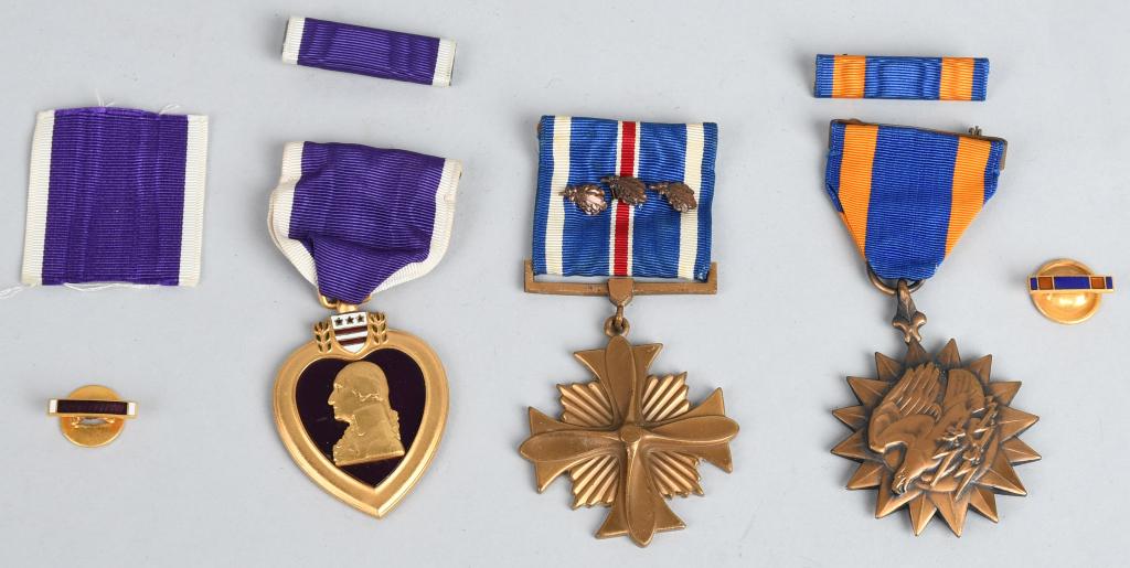 WWII US ARMY AIR CORPS MEDALS PURPLE HEART DFC AM Dec 21, 2019 Milestone Auctions in OH